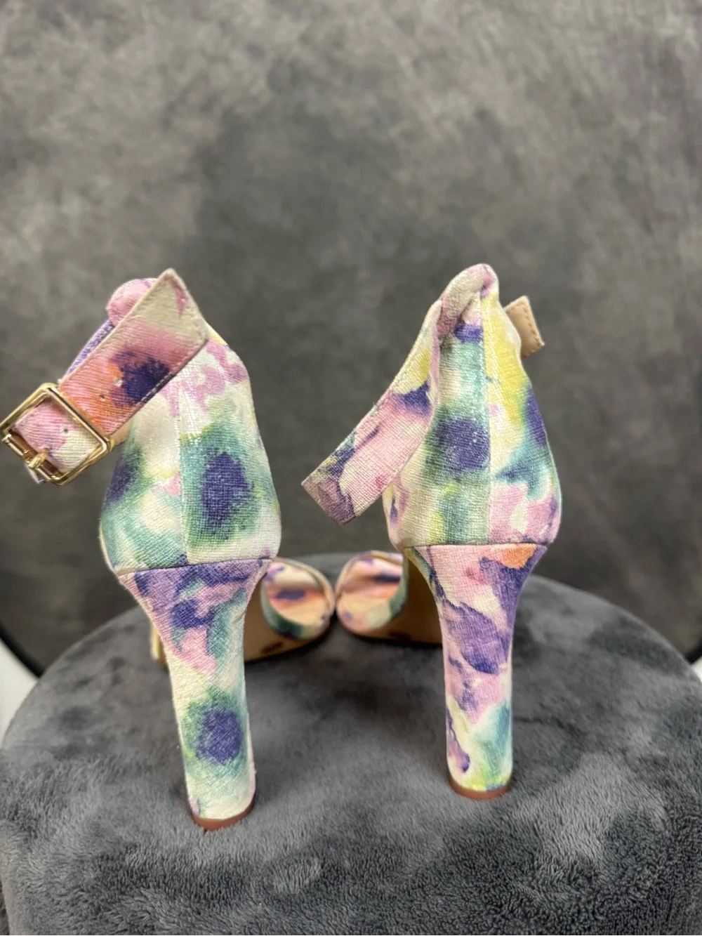 Vince Camuto Floral Ankle Strap Block Heel Sandals Size 9M / 40 - Picture 7 of 10